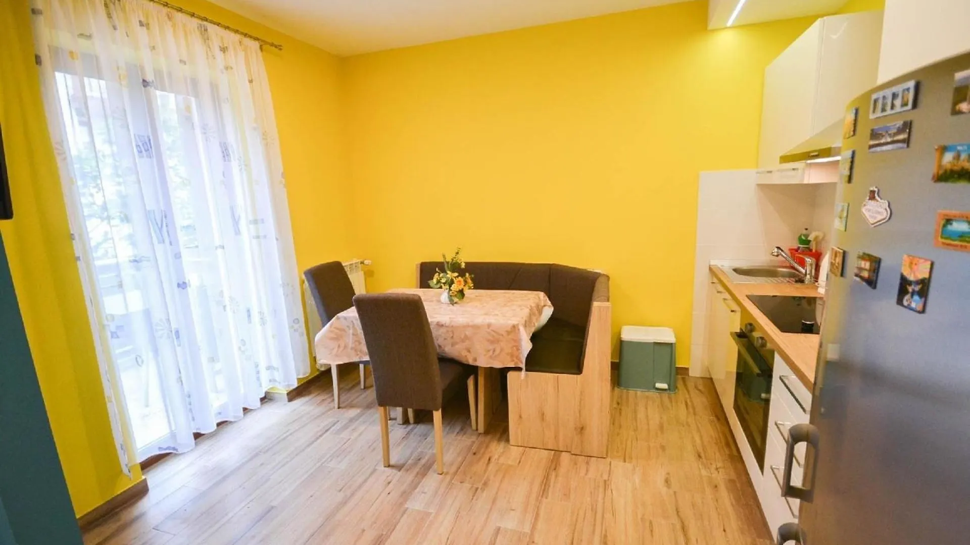 Modernes Apartment In Novigrad Mit Privatem Parkplatz Karpinjan
